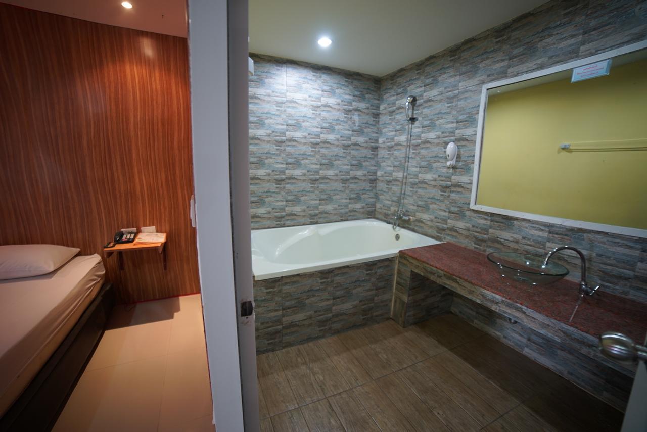 Tonrak Resort Ban Ongkharak Exteriér fotografie